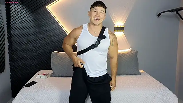 Horny nick18 online show from 02/09/26, 01:42