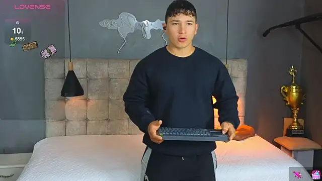 Horny nick18 online show from 01/10/26, 10:21