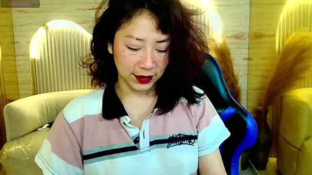 valentina r  online show from 02/20/26, 03:36