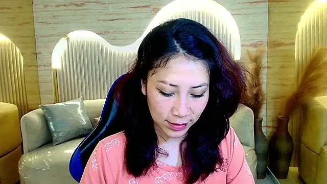 valentina r  online show from 02/08/26, 03:04