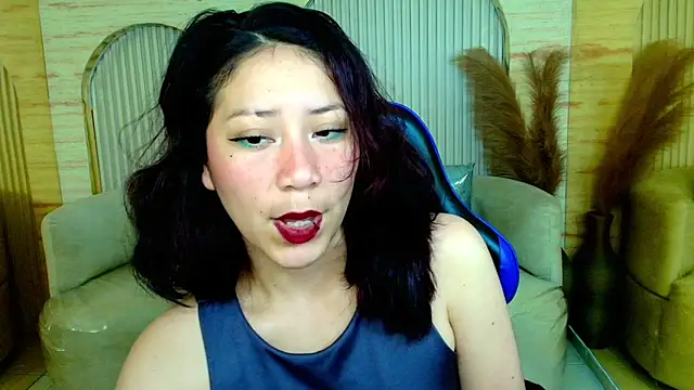 valentina r  online show from 02/12/26, 03:06