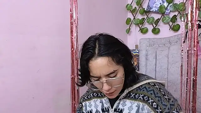 katalinathxandbritney1 online show from 10/06/25, 11:16