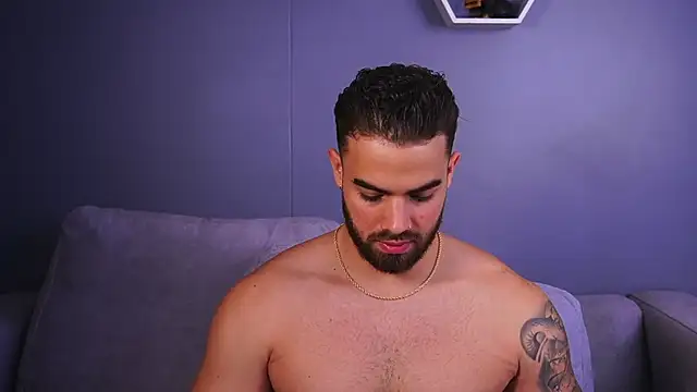 Paul Phoenix online show from 11/26/25, 07:58