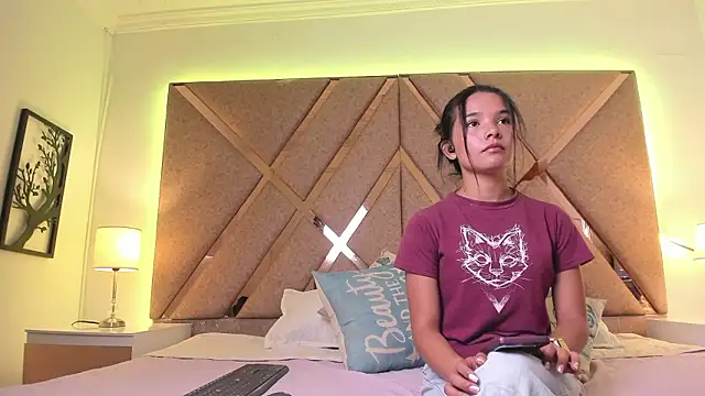 Snapshot of BelhaLawuo chatting on 02/27/26, 07:57 BelhaLawuo online show from 02/27/26, 07:57