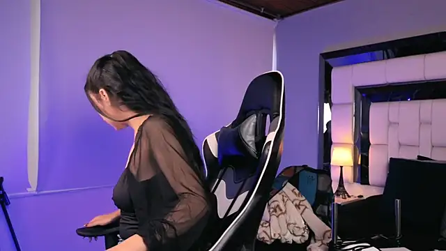 Adhara7 online show from 06/08/26, 07:36