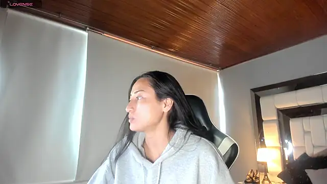 Adhara7 online show from 09/12/25, 07:02