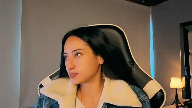 Adhara7 online show from 03/06/26, 09:10