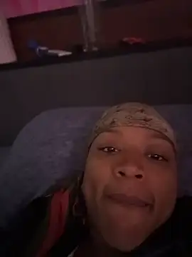 Snapshot of PrettyBabriexox chatting on 07/22/26, 02:08 PrettyBabriexox online show from 07/22/26, 02:08