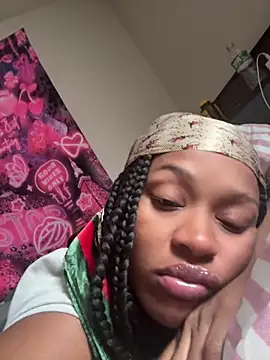 PrettyBabriexox online show from 04/13/26, 01:15