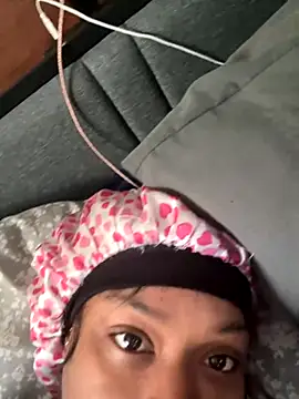 PrettyBabriexox online show from 11/04/25, 01:15