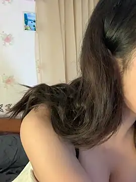 Kimberly-Ferarren online show from 04/18/26, 06:32