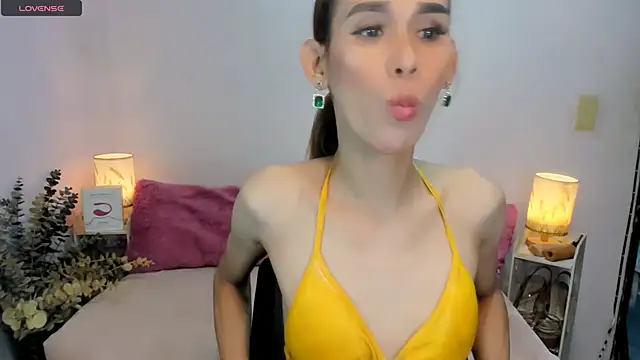 tsmokemachine online show from 10/31/25, 07:32