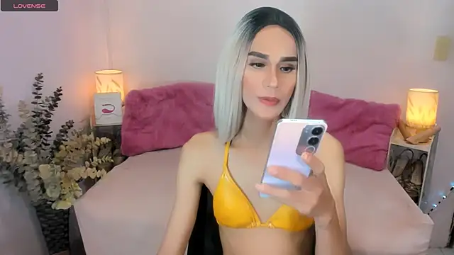 tsmokemachine online show from 09/24/25, 11:43