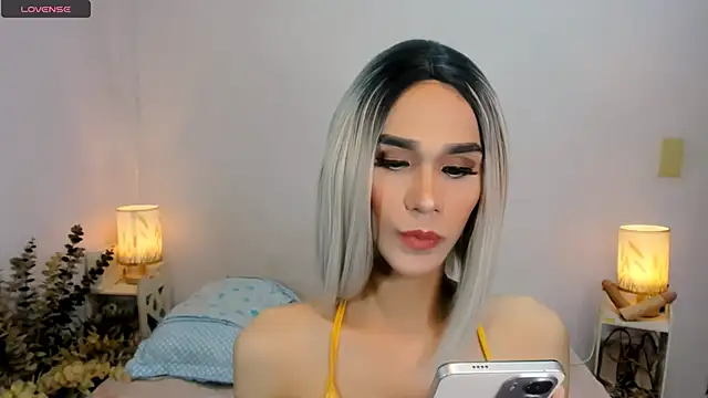 tsmokemachine online show from 09/28/25, 05:03