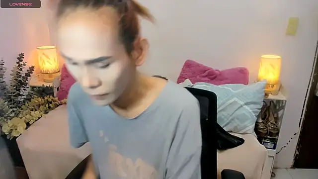 tsmokemachine online show from 10/11/25, 06:36