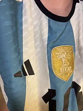 Snapshot of karinasantos_ chatting on 02/24/26, 11:05 karinasantos online show from 02/24/26, 11:05