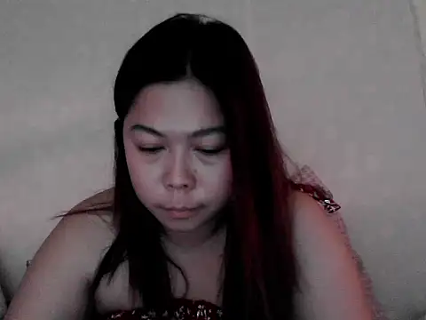 Snapshot of mimi15 chatting on 04/22/26, 09:27 mimi15 online show from 04/22/26, 09:27