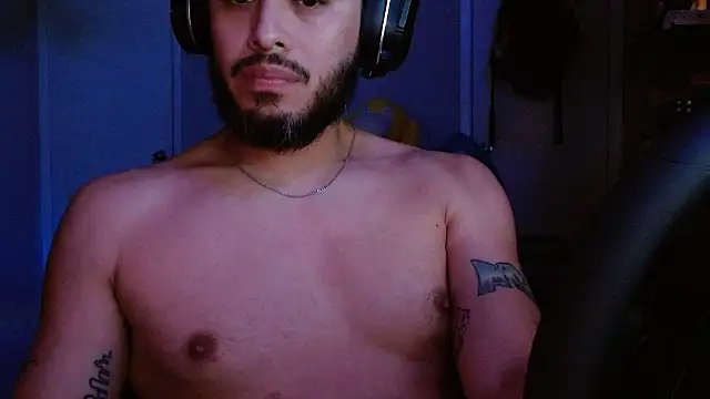 daddysgoodgrl215 online show from 09/28/25, 12:56