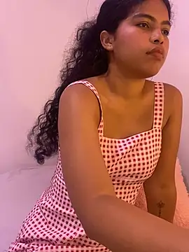 ms ivanna online show from 07/19/26, 08:05