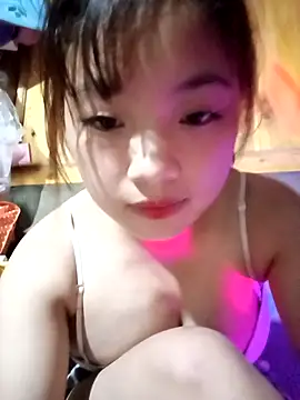 Snapshot of -DuSi- chatting on 10/09/25, 03:51 -DuSi- online show from 10/09/25, 03:51