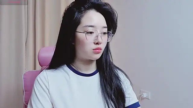 Miu-999 online show from 02/05/26, 02:18