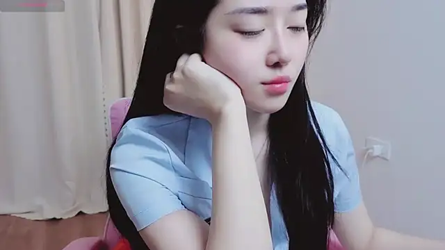 Miu-999 online show from 02/06/26, 02:51