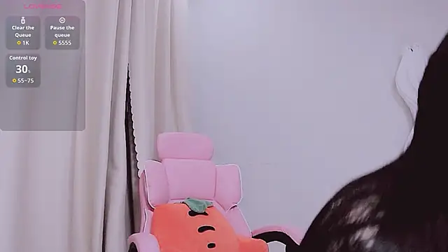 Miu-999 online show from 10/31/25, 02:08