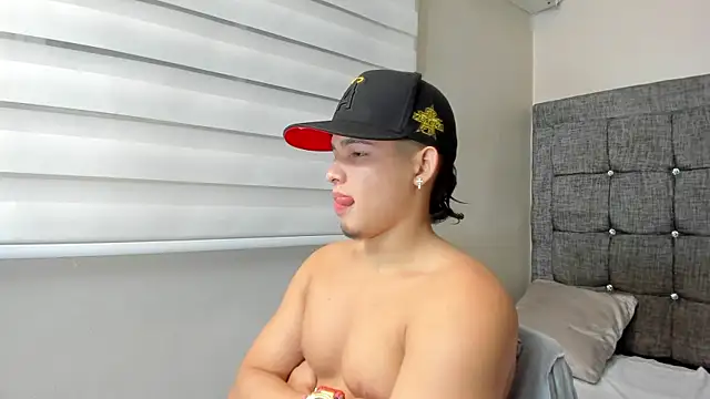 Riky Strong online show from 12/21/25, 03:19