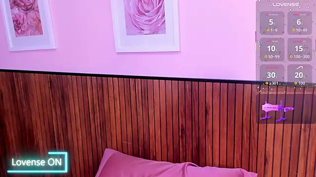 dalia roses online show from 11/19/25, 12:54