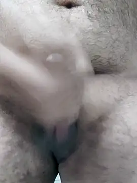 Snapshot of Subbu_999 chatting on 10/04/25, 01:18 Subbu 999 online show from 10/04/25, 01:18