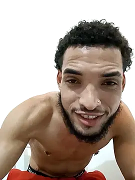 Snapshot of Utreh_ chatting on 10/31/25, 02:46 Utreh online show from 10/31/25, 02:46