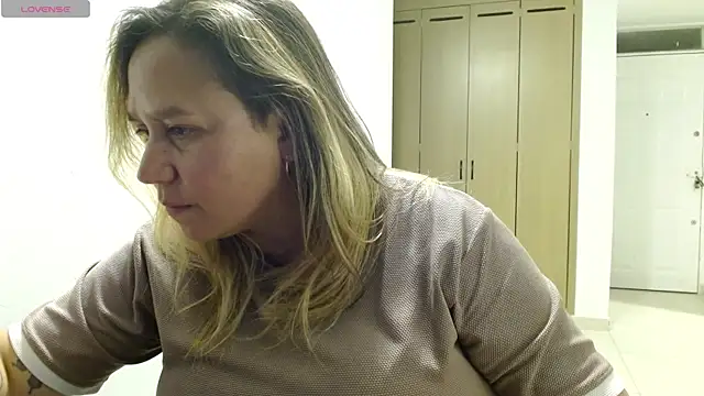 Snapshot of haashkyo chatting on 07/15/26, 04:30 haashkyo online show from 07/15/26, 04:30
