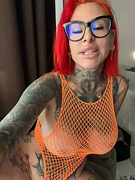 Snapshot of CatCoxx chatting on 07/01/26, 05:30 CatCoxx online show from 07/01/26, 05:30