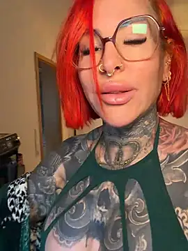 CatCoxx online show from 05/16/26, 05:17