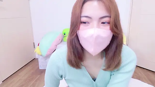 Snapshot of Fuwa_chan chatting on 09/10/25, 05:06 Fuwa chan online show from 09/10/25, 05:06