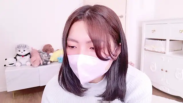 Snapshot of Fuwa_chan chatting on 09/24/25, 11:10 Fuwa chan online show from 09/24/25, 11:10