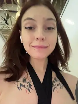 Snapshot of Rinamay_ chatting on 11/16/25, 11:52 Rinamay online show from 11/16/25, 11:52