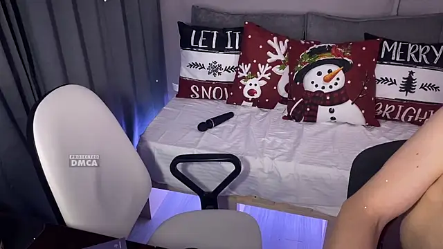 cutemilana sexwife online show from 12/15/25, 04:46