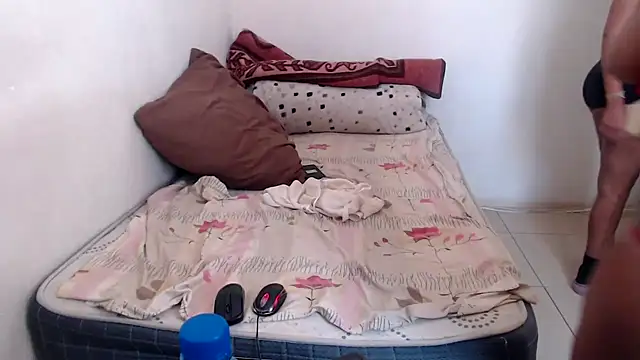 EssenceLovers online show from 09/12/25, 10:37