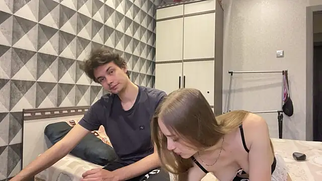 merycouple online show from 02/08/26, 12:30