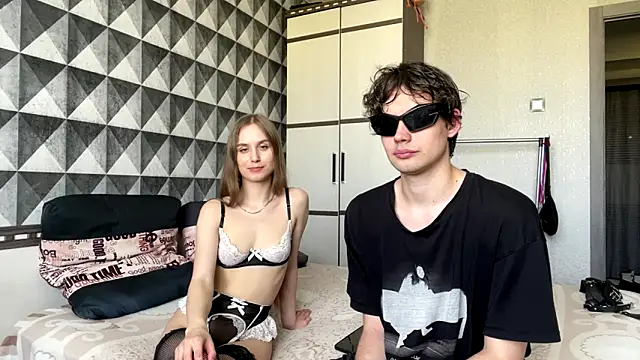 merycouple online show from 03/04/26, 04:53