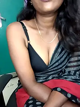 Snapshot of Tamil_kavinila chatting on 09/17/25, 10:39 Tamil kavinila online show from 09/17/25, 10:39