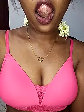 Tamil kavinila online show from 11/08/25, 03:15