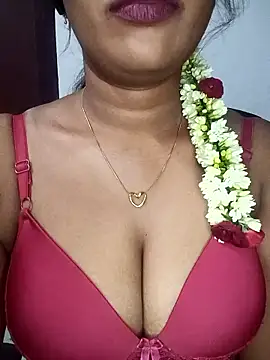 Tamil kavinila online show from 01/10/26, 04:24