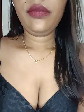 Snapshot of Tamil_kavinila chatting on 06/25/26, 04:32 Tamil kavinila online show from 06/25/26, 04:32