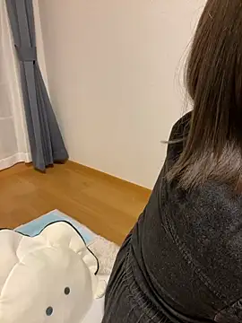 h415a812 online show from 11/08/25, 02:53