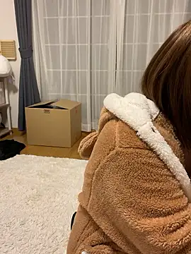 h415a812 online show from 10/24/25, 03:00