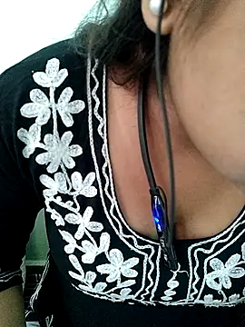 Kavya Rathore online show from 11/28/25, 05:18