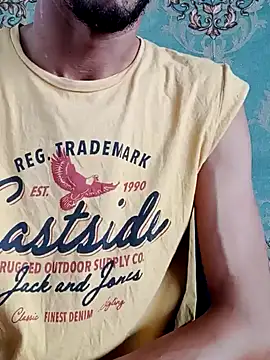 Snapshot of Yasar-Xxxl chatting on 11/15/25, 12:14 Yasar-Xxxl online show from 11/15/25, 12:14