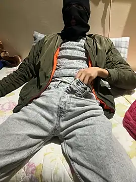 Snapshot of Yasar-Xxxl chatting on 02/26/26, 12:32 Yasar-Xxxl online show from 02/26/26, 12:32